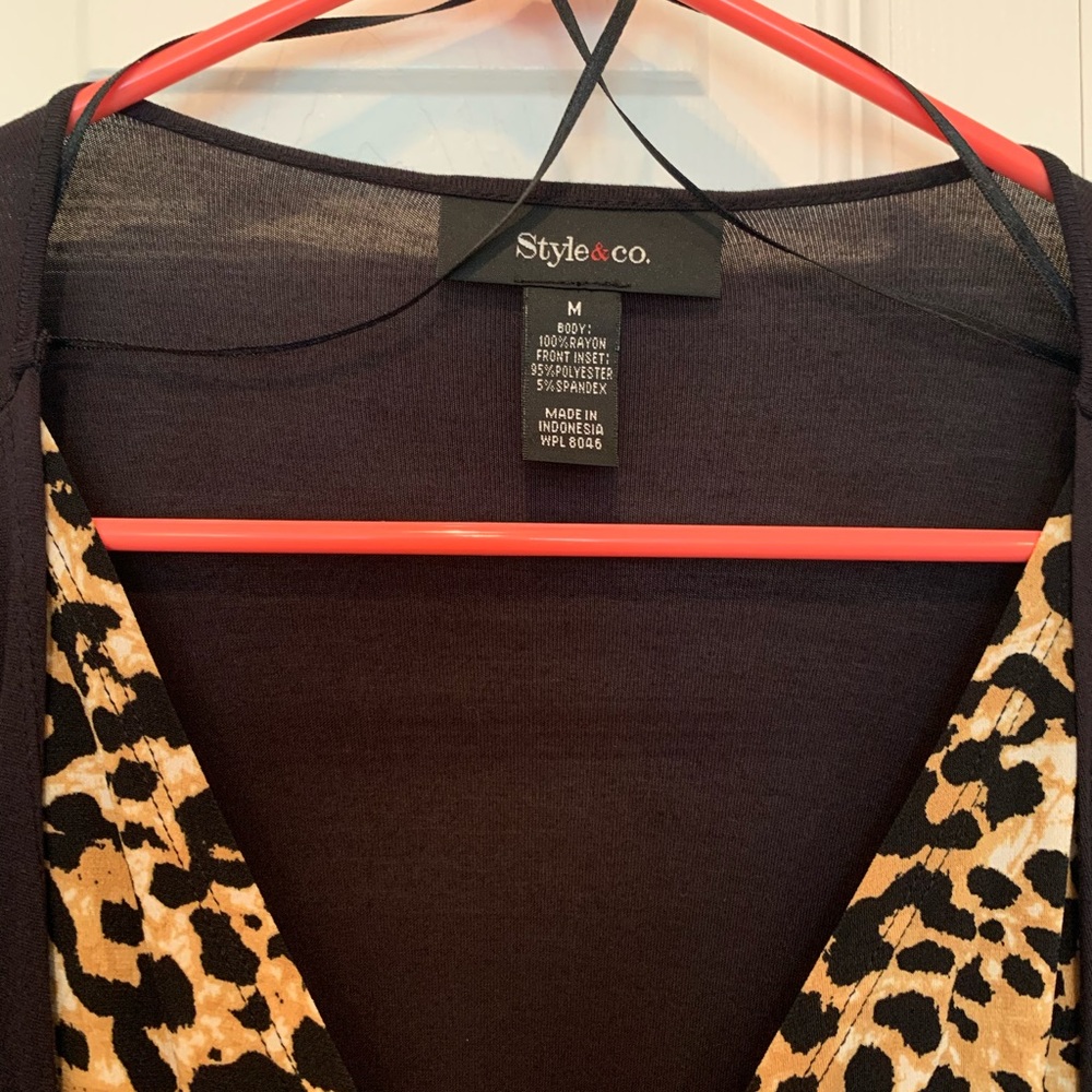 Style & Co. Medium Women Animal Print Top with Buckle - Picture 4 of 7